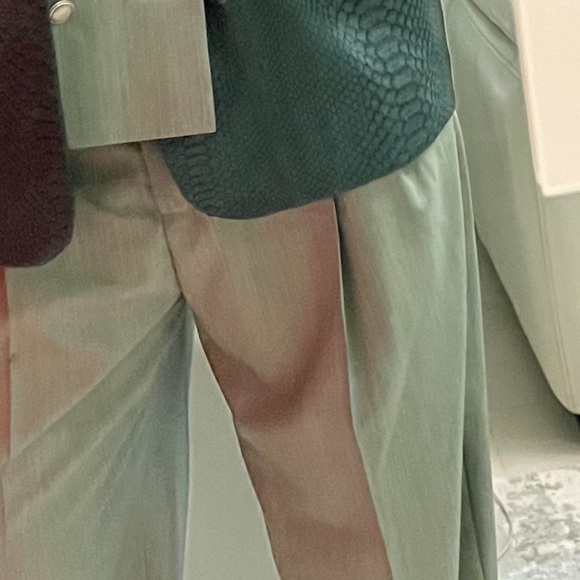 exclusive suit made of python skin and wool - Picture 5 of 5